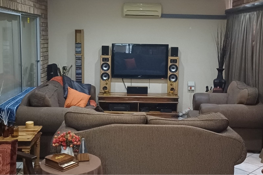 4 Bedroom Property for Sale in Cashan North West